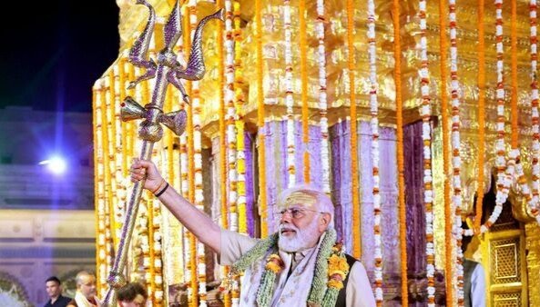 Prime Minister Narendra Modi in another form in Varanasi on Shivaratri