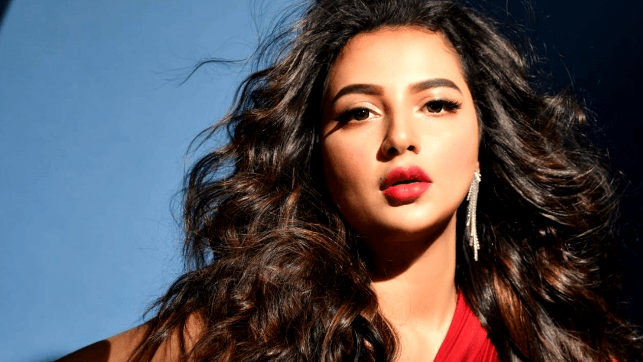 Subhasree Ganguly seals the new relationship