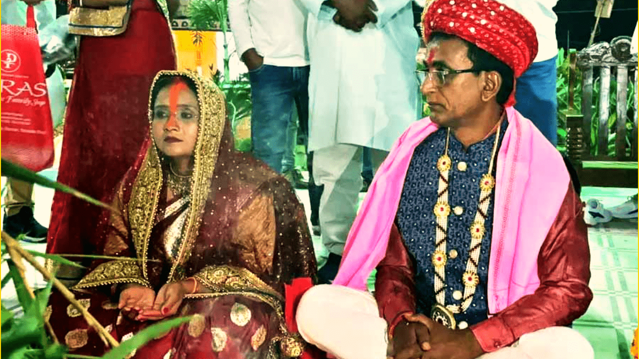 Why marry at the age of 60? The leader of Bihar appeared to Lalu with the bride