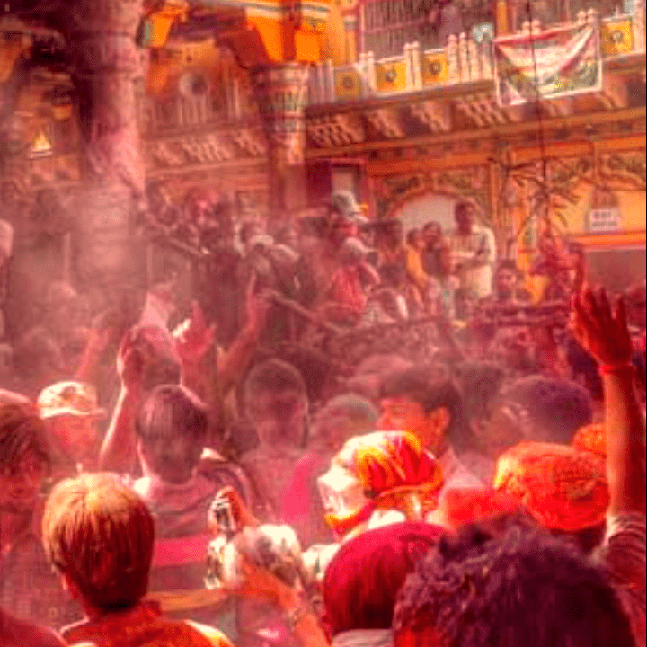 Krishnadham Vrindavan is now colorful