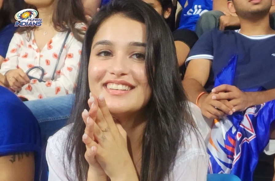 Shraddha Kapoor heroine exactly say! The real identity of the popular young woman watching IPL