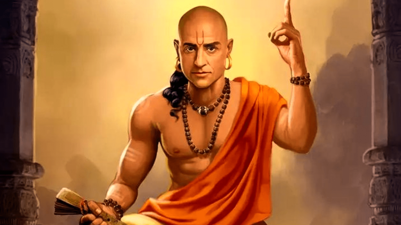 Chanakya Niti: If you leave these 5, you can climb the ladder of success