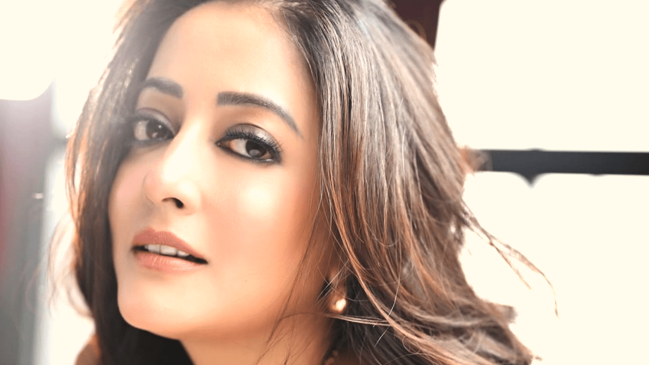 Raima Sen in bold look