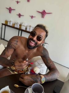 Picsart 25 10 26 08 32 05 437