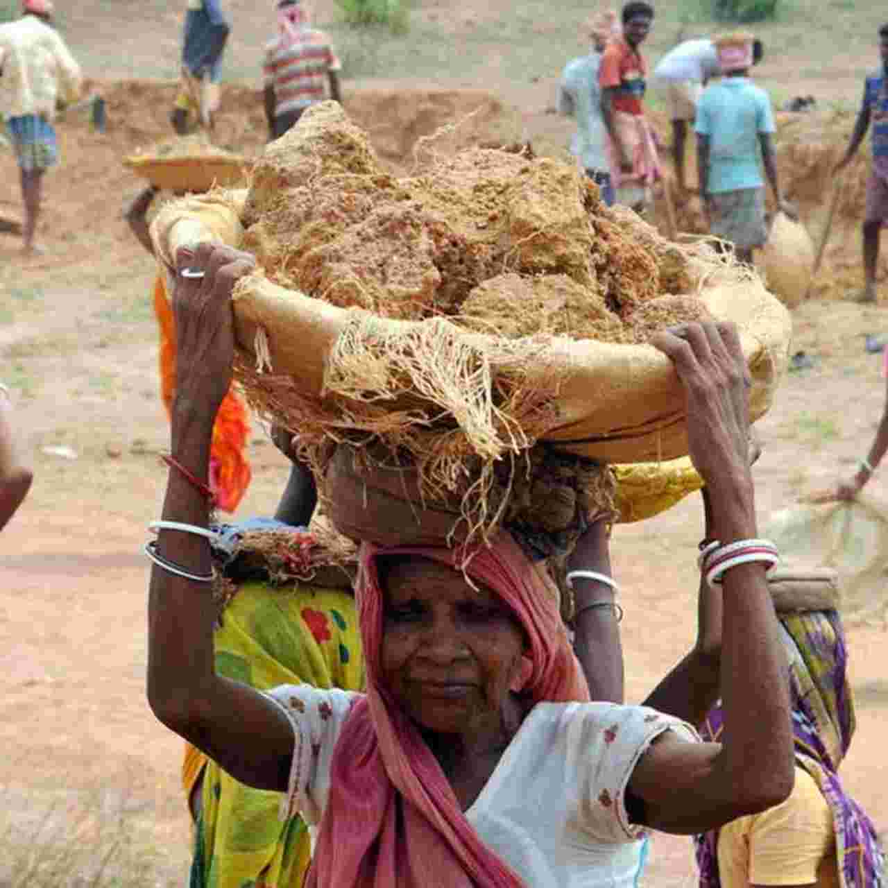 তিন বছর পর রাজ্যে ফের চালু ১০০ দিনের কাজ প্রকল্প