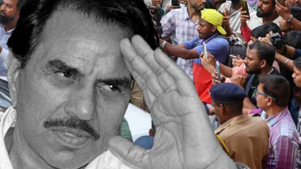 ধর্মেন্দ্র কেন প্রতিজ্ঞা করেছিলেন ‘রাজনীতি নয়’?