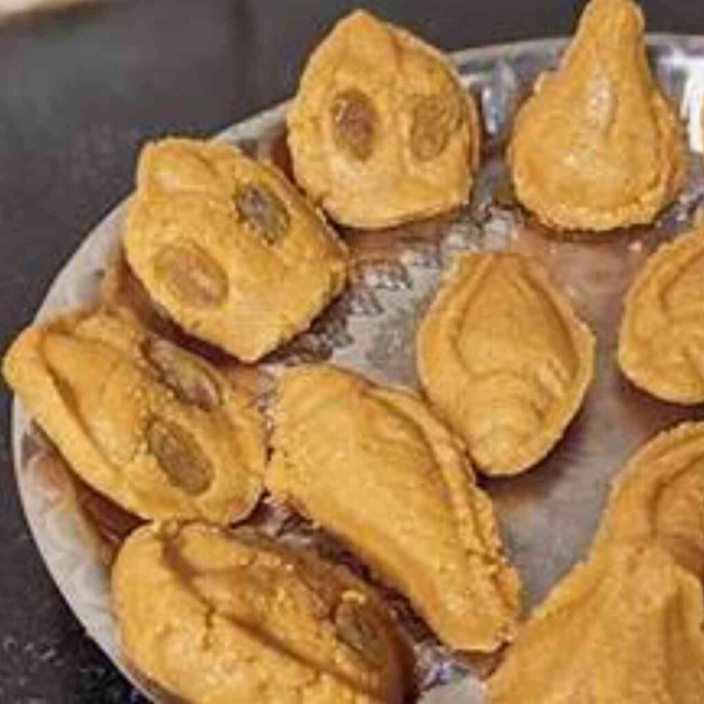 নলেন গুড়ের সন্দেশ