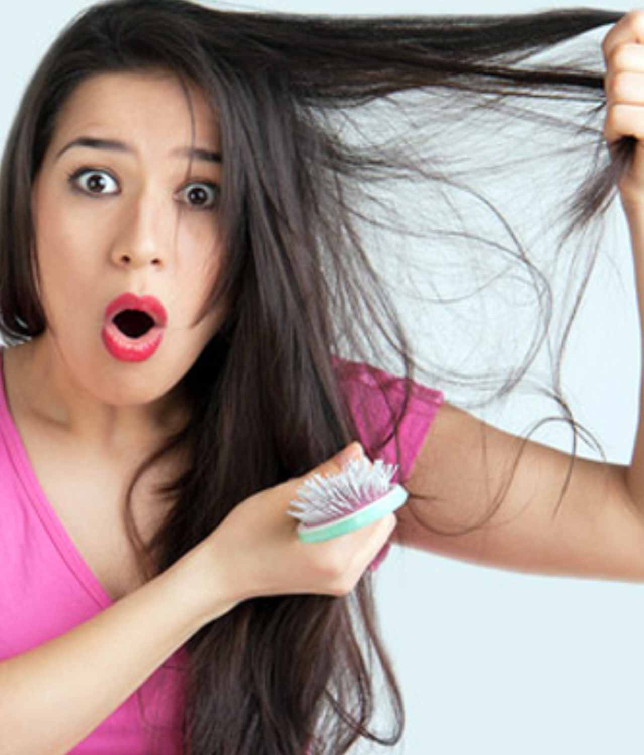 চুল পড়া বন্ধে কোন তেল কার্যকর? জানুন তিনটি প্রাকৃতিক সমাধান