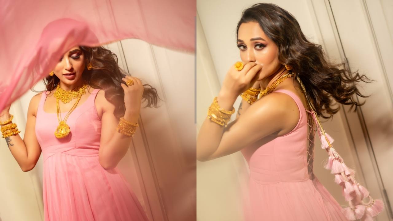 Picsart 25 11 10 22 23 35 977