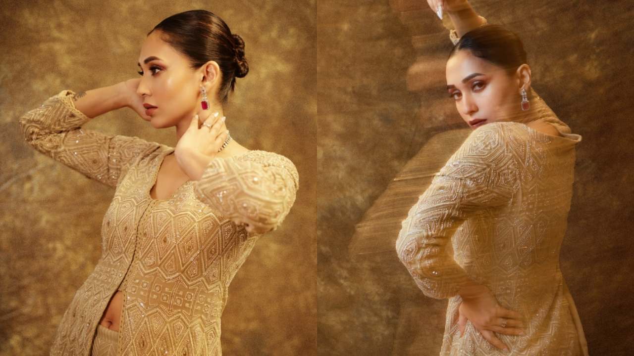 Picsart 25 11 17 21 35 46 386