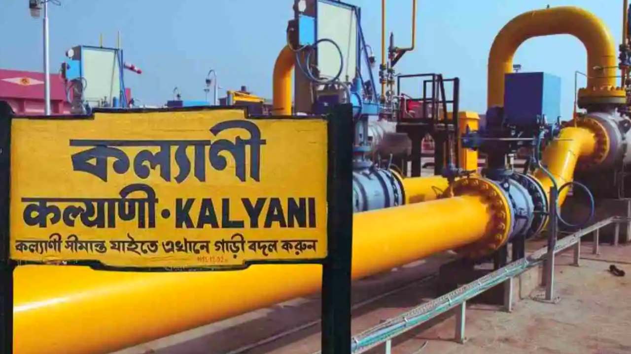 নভেম্বরেই বাংলায় ঘরে ঘরে শুরু পাইপলাইনে গ্যাস