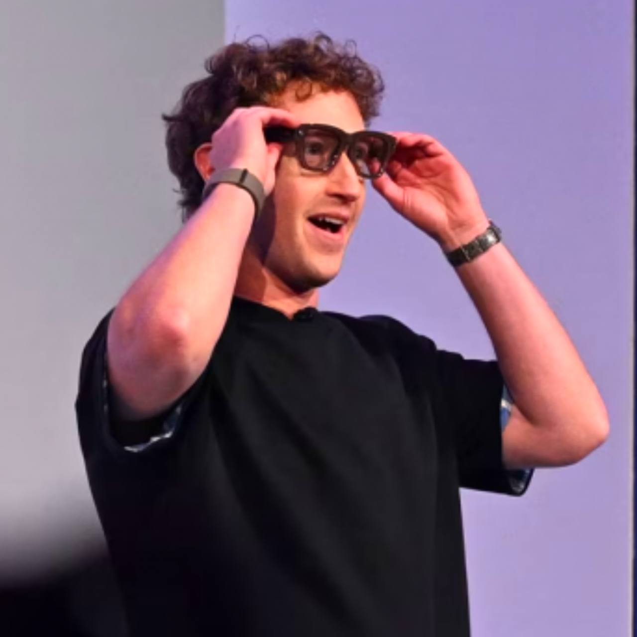 মেটার প্রথম ডিসপ্লে-সমৃদ্ধ স্মার্ট গ্লাস, কল রিসিভ ও এআই সহ আরও কী কী সুবিধা থাকছে?