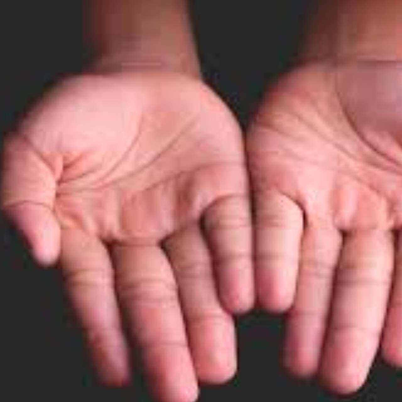 তালুর আকৃতি ও রং কী বলে? জ্যোতিষ মতে ব্যক্তিত্ব ও ভবিষ্যতের ইঙ্গিত