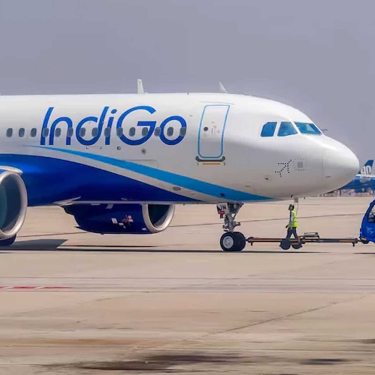 ইন্ডিগোর বিভ্রাটে ক্ষতিপূরণ ঘোষণা: ভোগান্তি-পীড়িত যাত্রীদের জন্য ১০ হাজার টাকার ট্র্যাভেল ভাউচার
