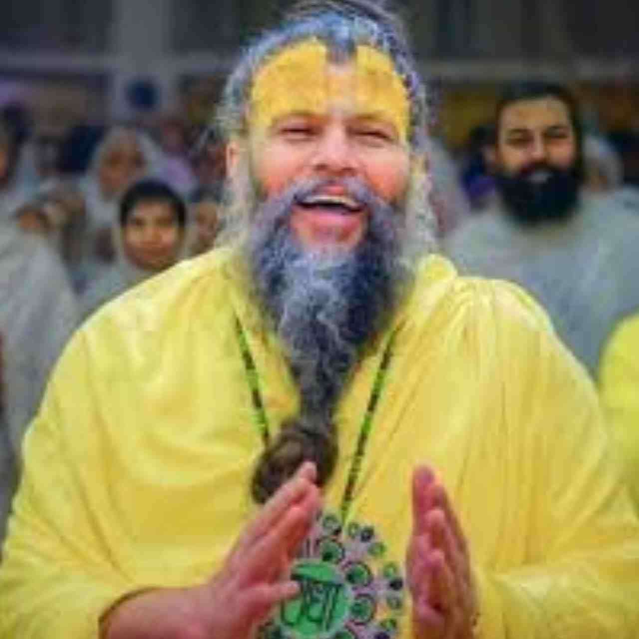 শীতে গরম কম্বল ছেড়ে ভোরে ওঠা ও মোবাইল আসক্তি কাটানোর পথ: প্রেমানন্দ মহারাজের পরামর্শ