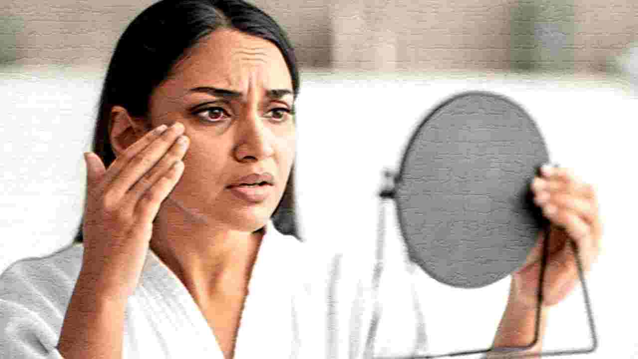 অল্প বয়সেই বলিরেখার কারণ কী? এই ৩ খাবার নীরবে নষ্ট করছে ত্বকের কোলাজেন