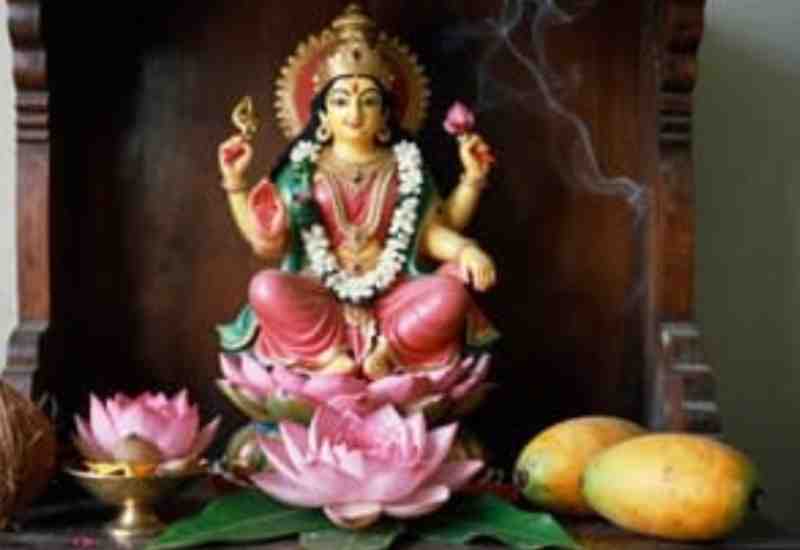 মহালক্ষ্মী রাজযোগ ২০২৬: অর্থভাগ্য খুলবে ৩ রাশির, ধন-সম্পত্তিতে অপার বৃদ্ধি