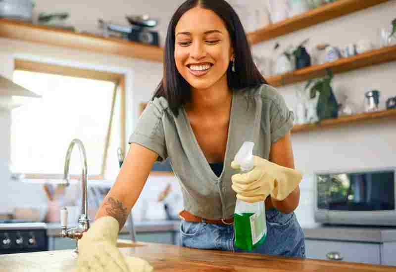 রান্নাঘরের অদৃশ্য বিপদ: এই ৪ জিনিসেই লুকিয়ে কঠিন অসুখের ঝুঁকি