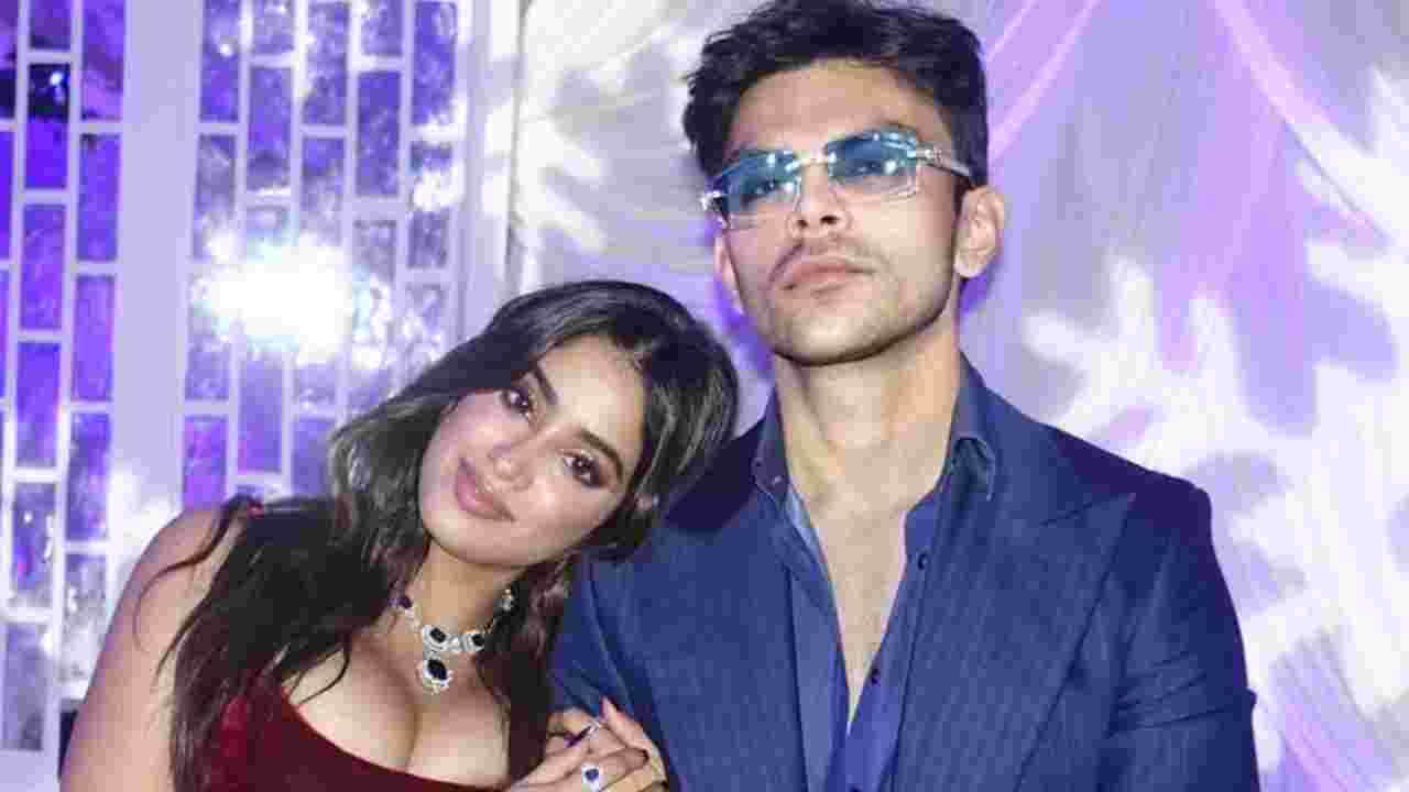 শিখরের ভালোবাসায় বদলে গেছেন জাহ্নবী! সম্পর্ক নিয়ে খোলামেলা স্বীকারোক্তি অভিনেত্রীর