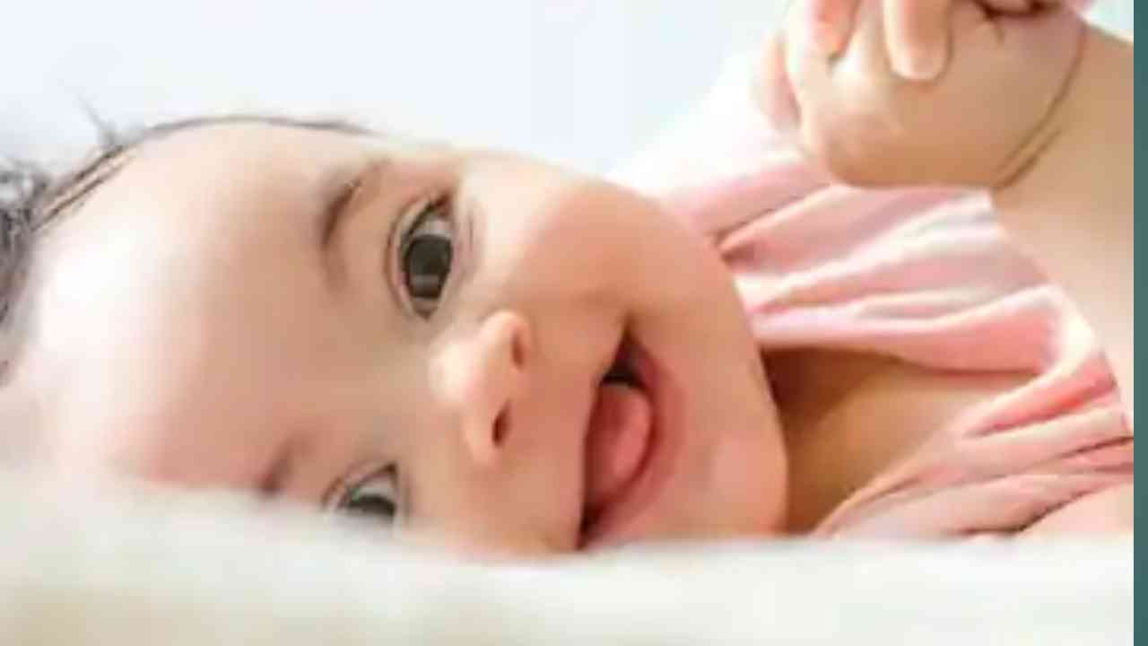 গর্ভে থাকতেই হবে জিনিয়াস! হবু মায়েদের জন্য ৮টি অবাক করা টিপস