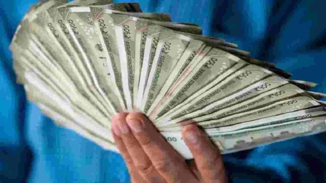 ৫০% আয় দেখালেই ট্যাক্স সেফ? জানুন লুকিয়ে থাকা আসল ঝুঁকি!