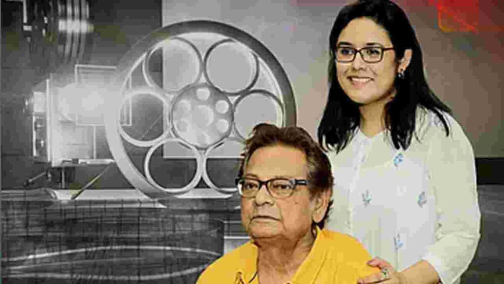 নাতনি হওয়ার সুখবর ভাগ করে নিলেন প্রভাত রায়