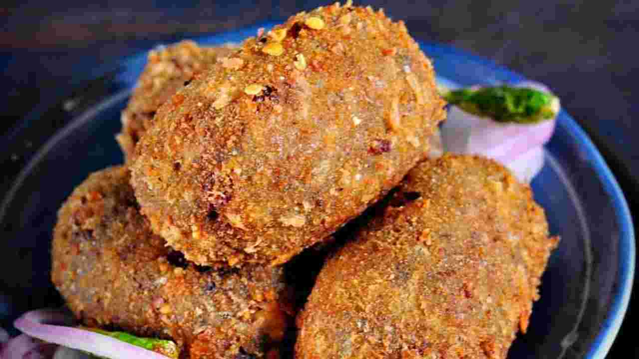 বাড়িতেই বৈশাখী আড্ডা জমাতে ৫ রকমের মুচমুচে চপ-কাটলেট