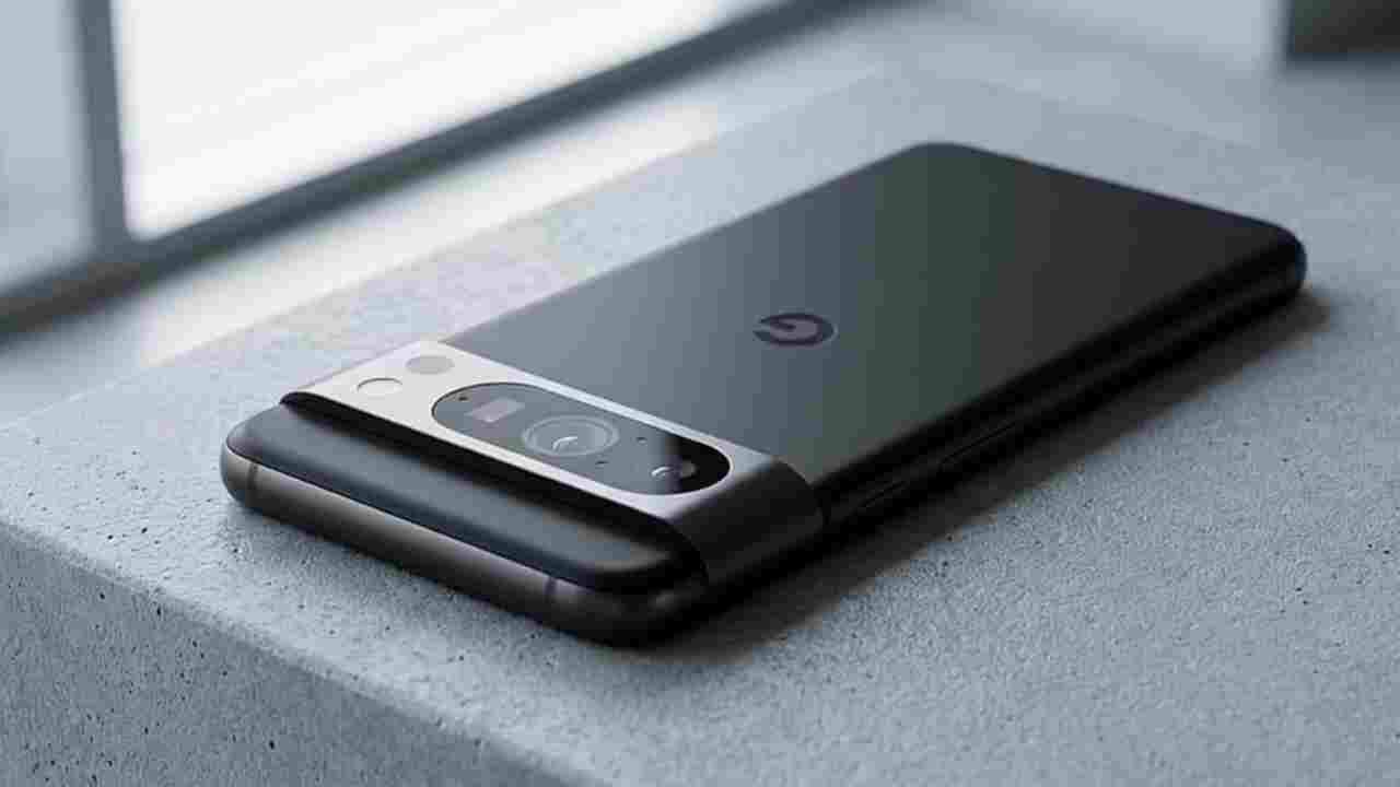 গুগল পিক্সেলে আসছে গ্লোয়িং LED ব্যাক প্যানেল