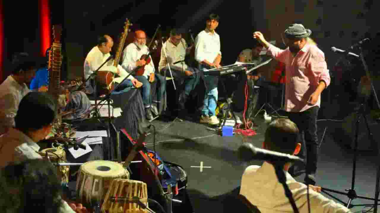 বিভূতিভূষণ স্মরণে দেবজ্যোতি মিশ্রের নতুন রাগ ‘বিভূতি’, মুগ্ধতার আবহে বিশেষ সঙ্গীতানুষ্ঠান