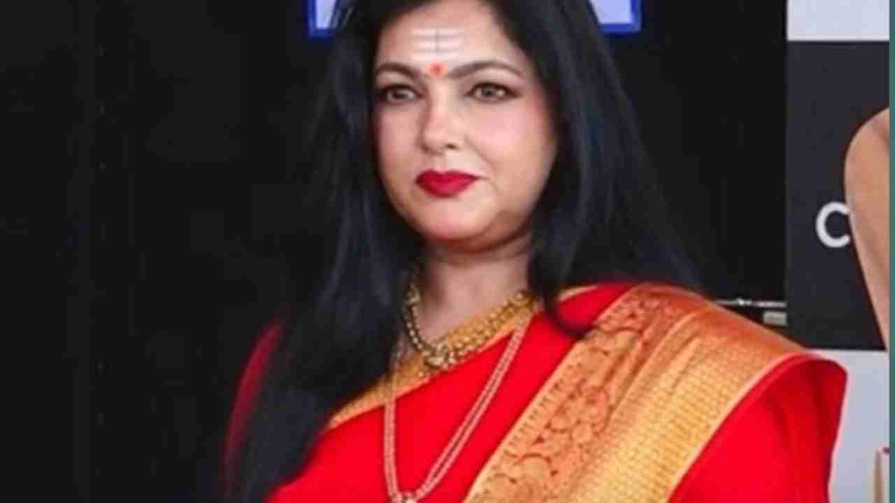 দাউদকে ‘সন্ত্রাসবাদী’ বলতে নারাজ কেন? মমতা কুলকর্ণীর বিতর্কিত মন্তব্যের নেপথ্য কাহিনি