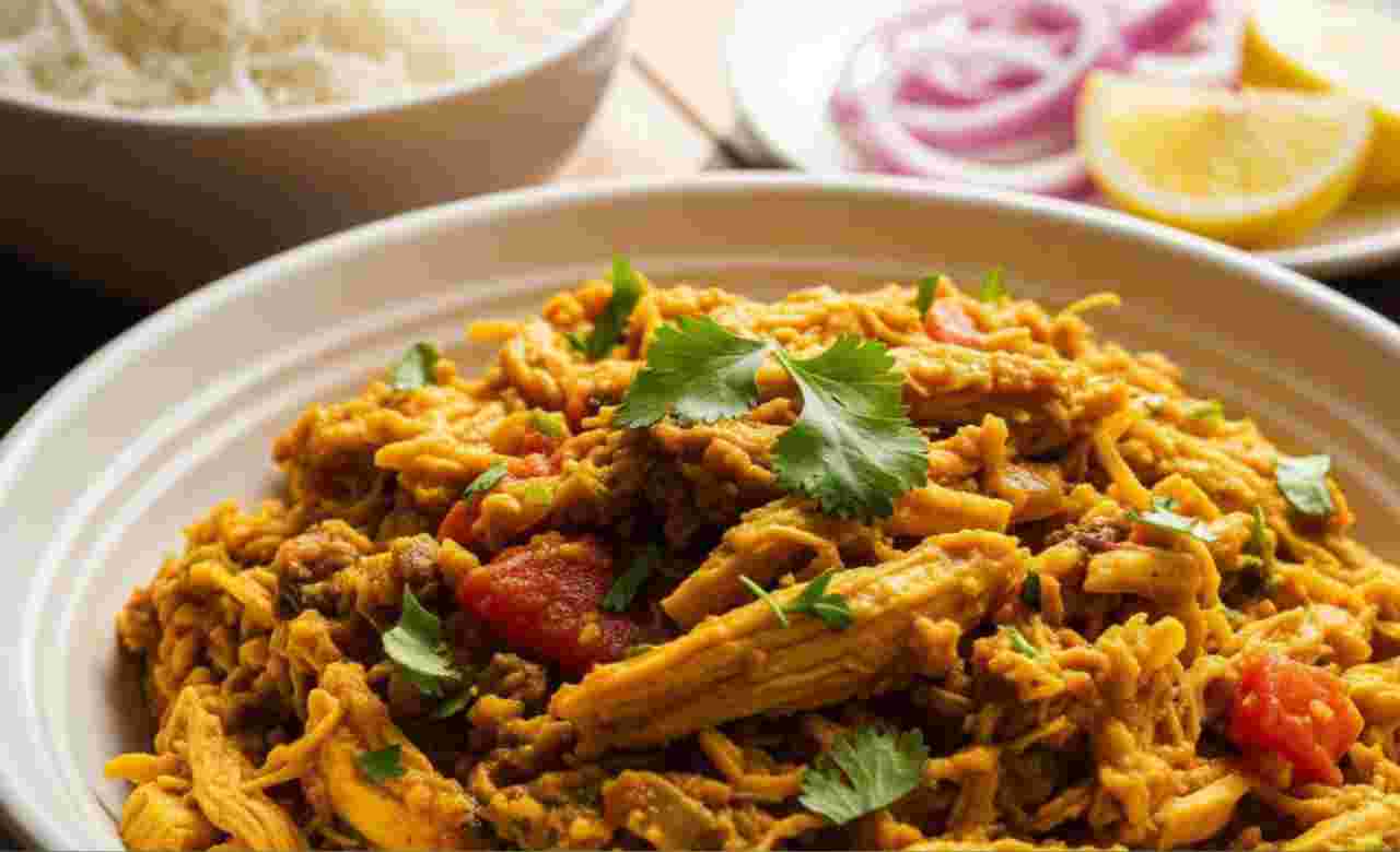 Lifestyle:গরমে স্বস্তির পাতে সেদ্ধ চিকেন ভর্তা, সহজ রেসিপিতে মিলবে হালকা ও সুস্বাদু স্বাদ