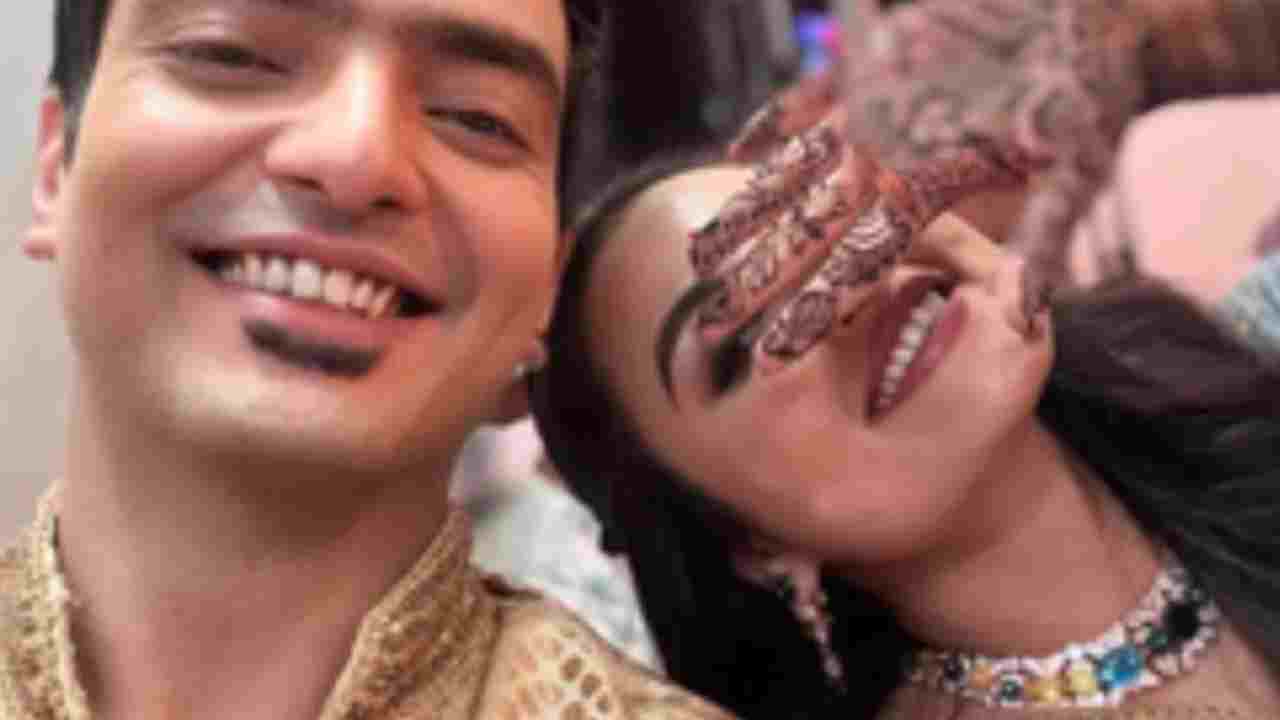 পর্দার প্রেম কি বাস্তবেও? স্বস্তিকা-অর্ণবের ঘনিষ্ঠ ছবি ঘিরে নতুন জল্পনা
