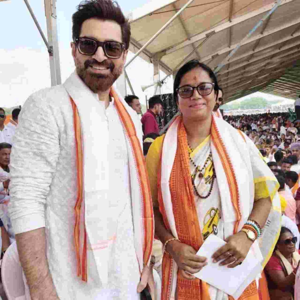 জিতের সঙ্গে বিজেপি নেত্রী