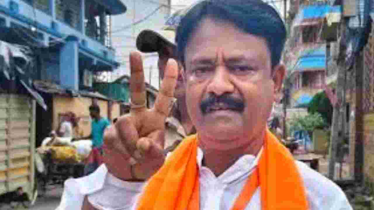 রেশন ব্যবস্থায় বড় বদল: আটা বন্ধ, দুর্নীতিতে কড়া বার্তা খাদ্যমন্ত্রীর