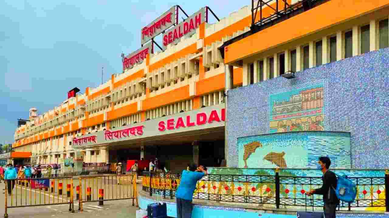 হকারমুক্ত শিয়ালদহ স্টেশন, যাত্রী পরিষেবায় বড় পদক্ষেপ রেলের