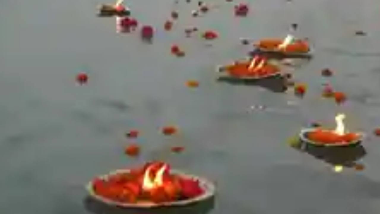 গঙ্গা দশহরা ২০২৬ কবে? জেনে নিন শুভ স্নান-দানের মুহূর্ত, পুজোর নিয়ম ও ধর্মীয় মাহাত্ম্য