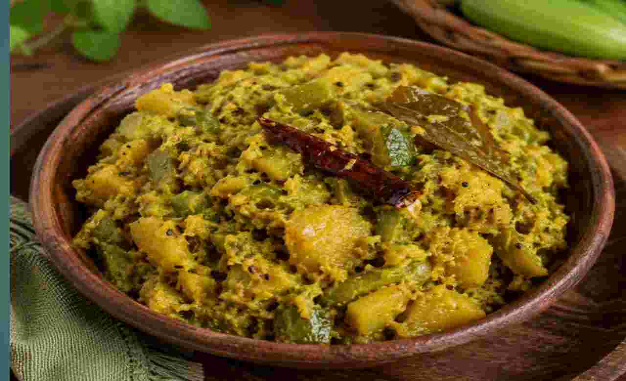 Recipe: পটল অপছন্দ হলেও মন জিতবে এই ঘণ্ট, মাত্র ১৫ মিনিটে তৈরি হোক ছুটির দিনের সুস্বাদু পদ