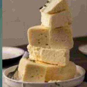 Recipe: বাজারের চিজ়ে ভেজালের আশঙ্কা? অল্প উপকরণে ঘরেই বানিয়ে নিন স্বাস্থ্যকর চিজ়