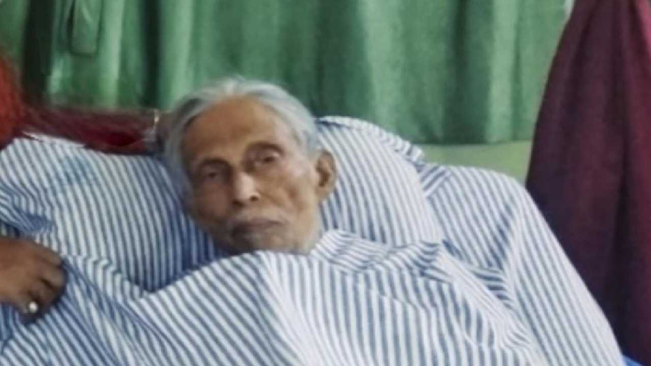 গুরুতর অসুস্থ পরিচালক সুজিত গুহ