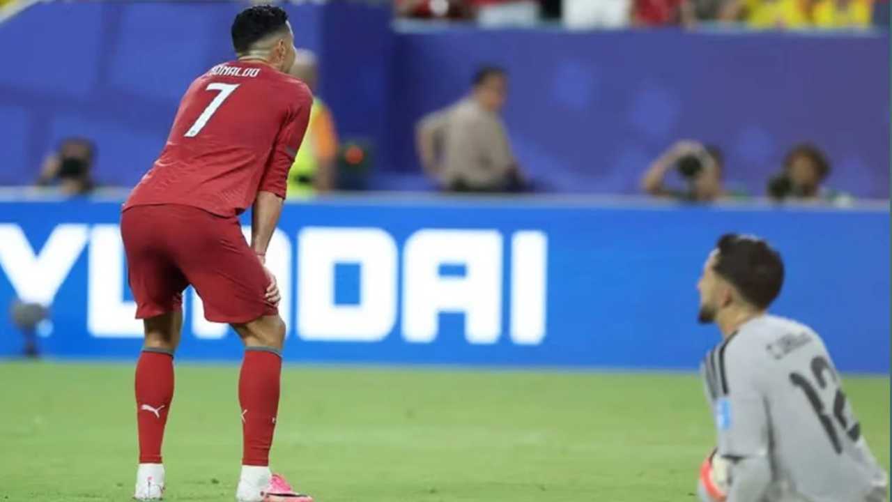 মেসির শহরে রোনাল্ডো নিষ্প্রভ, কঠিন পরীক্ষার মুখে পর্তুগাল!