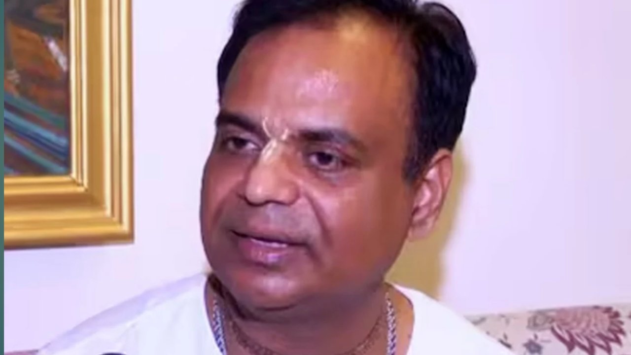 ইসকনের সব পদ থেকে সরানো হল রাধারমণ দাস, জানালেন পদচ্যুতির সম্ভাব্য কারণ