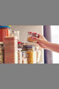 Lifestyle: খালি বোতল-কৌটো ফেলতে মন চায় না? এর নেপথ্যে থাকতে পারে মনস্তাত্ত্বিক কিছু কারণ