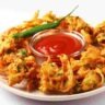 Recipe: চাউমিন শুধু নুডলস নয়, পকোড়া থেকে স্যান্ডউইচ— ঘরেই বানিয়ে ফেলুন ৩ মুখরোচক পদ