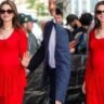 Anne Hathaway: লাল পোশাকে নজর কাড়লেন অন্তঃসত্ত্বা অ্যানি!