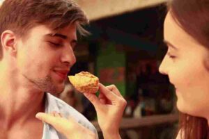 Recipe: অম্বলের ভয়ে সিঙাড়া এড়াবেন না, ময়দার বদলে রাগীর আটায় বানান স্বাস্থ্যকর ও মুচমুচে সিঙাড়া