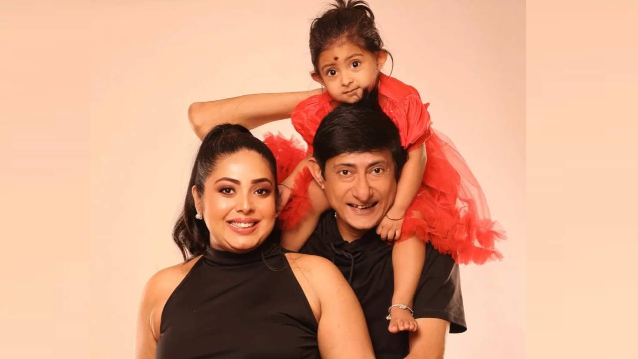 ভাইকে পেয়ে আনন্দে আত্মহারা কৃষভি! নাকি একটু হিংসেও হচ্ছে? ছেলে-মেয়ের সম্পর্ক নিয়ে কী বললেন কাঞ্চন মল্লিক