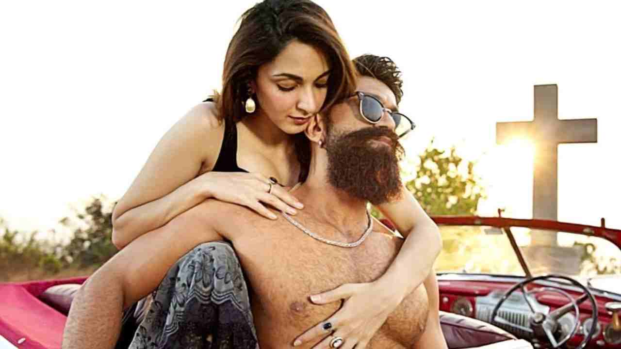 ‘আমি তো চুম্বনও করিনি’, ‘টক্সিক’-এর ঘনিষ্ঠ দৃশ্য নিয়ে মুখ খুললেন যশ
