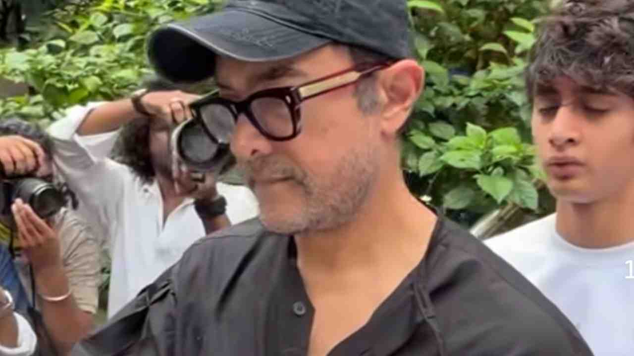 তৃতীয় বিয়ের মাস ঘুরতেই আমির খানের বাড়িতে দুঃসংবাদ! কী হল আচমকা?