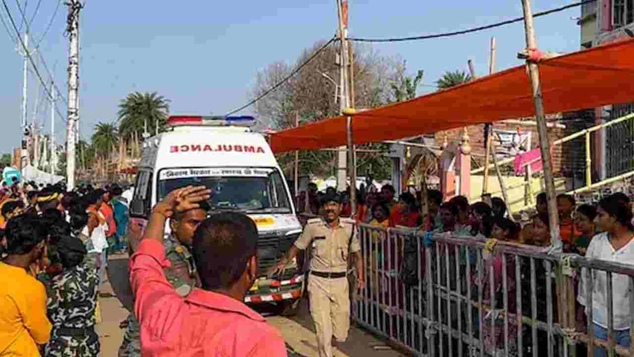 শ্রাবণের শেষ সোমবার বাবার মাথায় জল ঢালতে গিয়ে ভয়াবহ দুর্ঘটনা, বিহারের মন্দিরে পদপিষ্ট হয়ে মৃত ৭