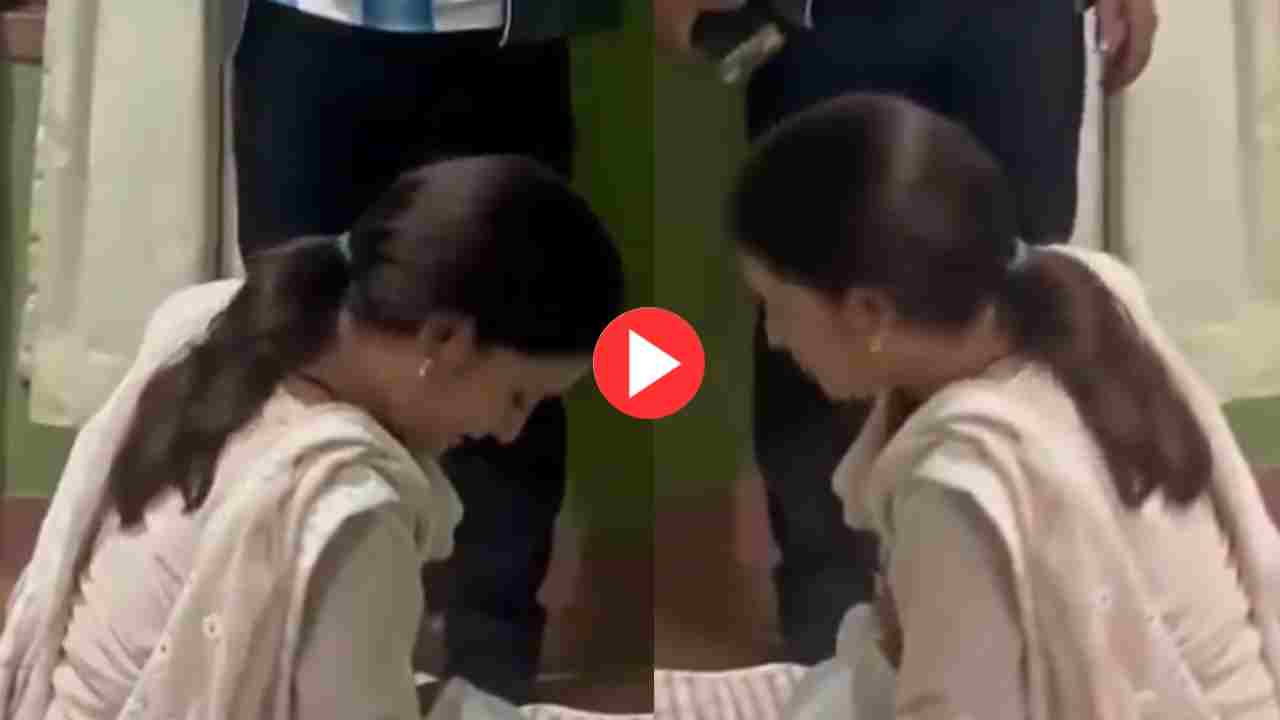 মায়ের মমতা! আপন-পর ভুলে ১৭ দিনের শিশুকে নিজেই স্তন্যপান করালেন মন্ত্রী